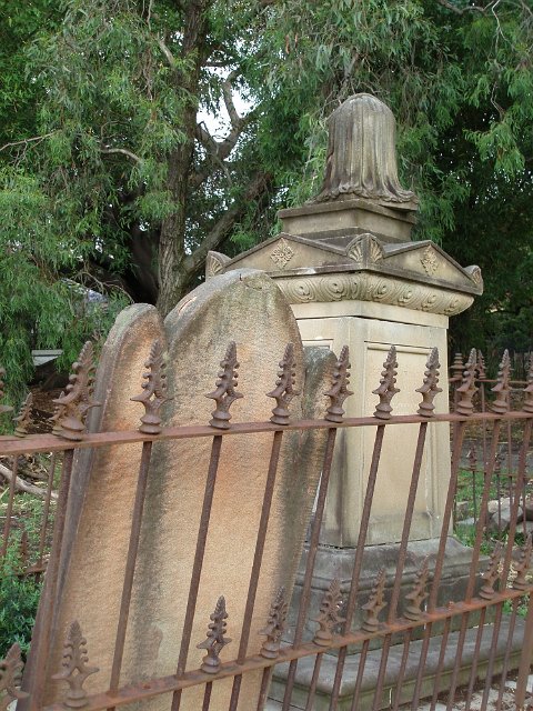 tombs in newtown cemetery