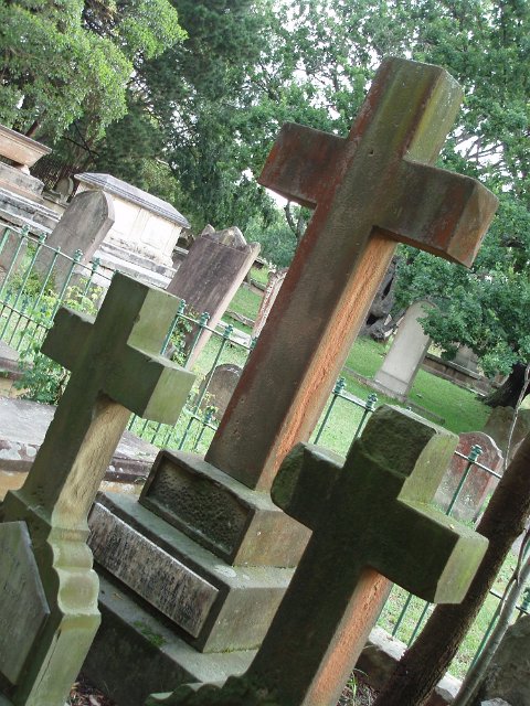 grave cruciform headstones