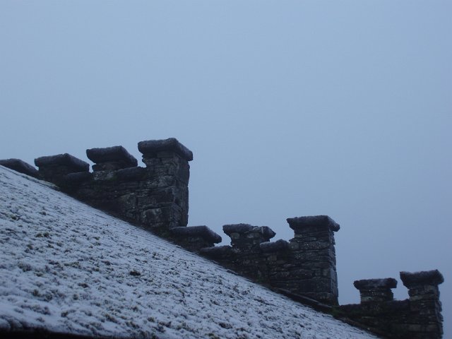 castle style wall and roof