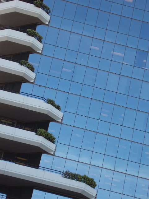 architecture images: modern building reflection